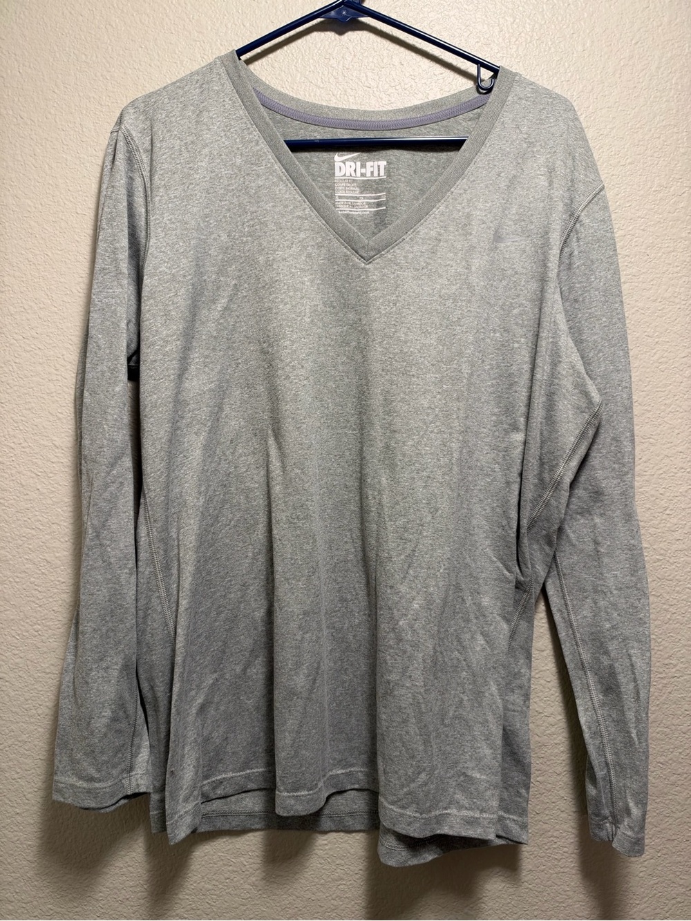 Nike Women’s V-Neck Dri-FIT Long Sleeve Sweater - Light Gray